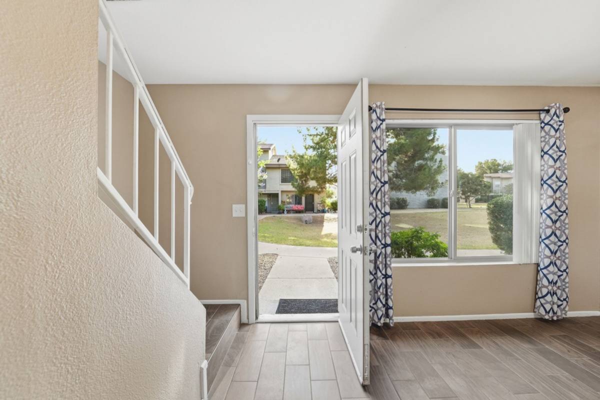 Condo for rent at 19601 N 7th St, Phoenix, AZ 85024