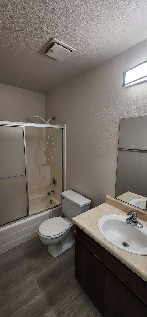 Apartment for rent at 4490 Alder, Redding, CA 96003