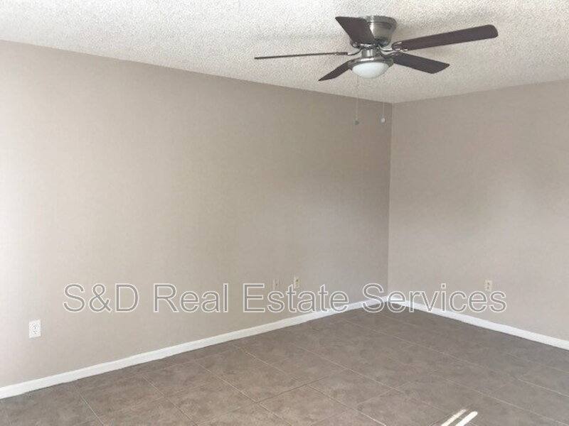Apartment for rent at 4139 Old Rd #37, Lakeland, FL 33813