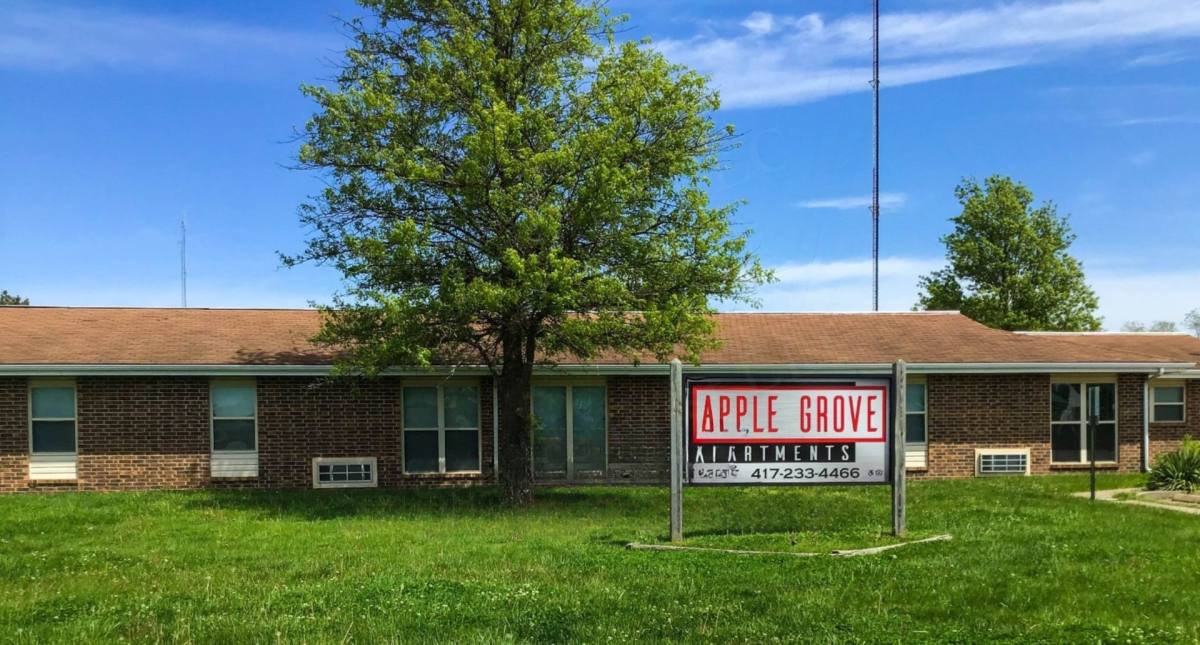 Apartment for rent at 302 Sanders St, Burlington, KS 66839