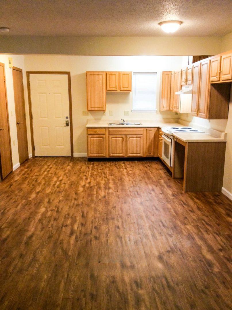 Apartment for rent at 302 Sanders St, Burlington, KS 66839