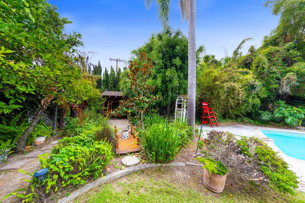 House for rent at 17850 Winterberry St, Fountain Valley, CA 92708