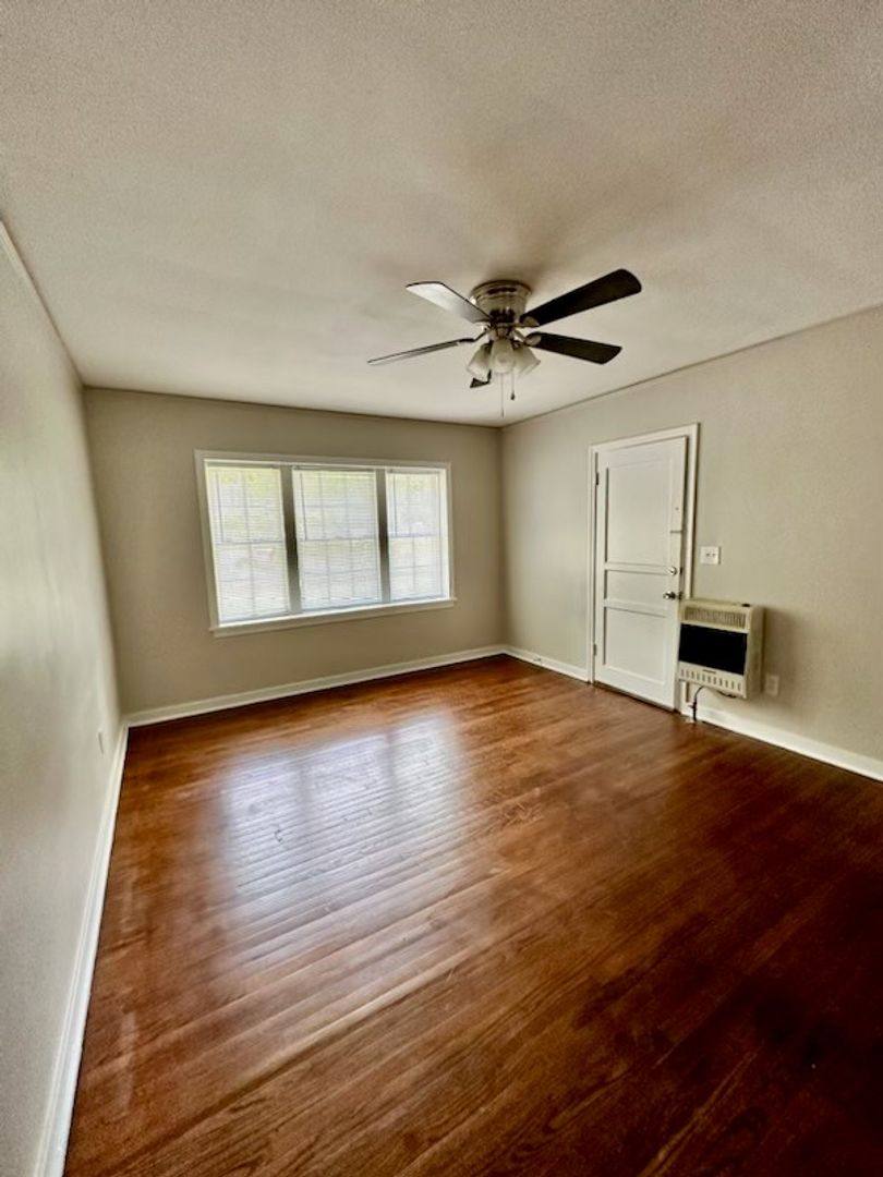 Apartment for rent at 1313 Hazel St, Jackson, MS 39202