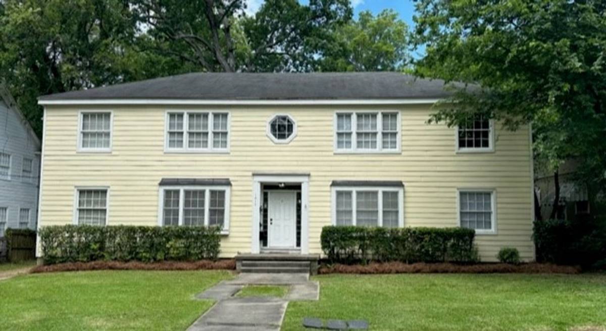 Apartment for rent at 1313 Hazel St, Jackson, MS 39202