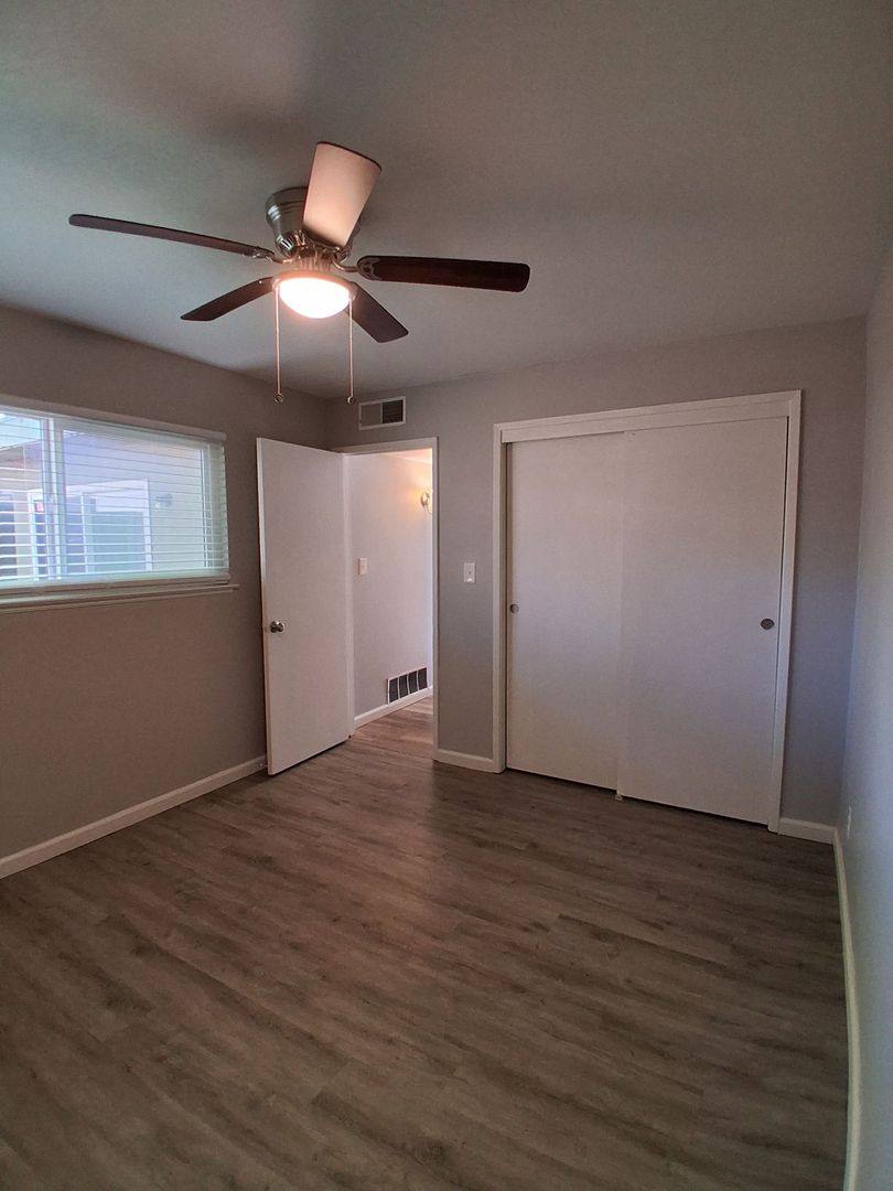 Apartment for rent at 3319 E Fairmont Ave, Fresno, CA 93726