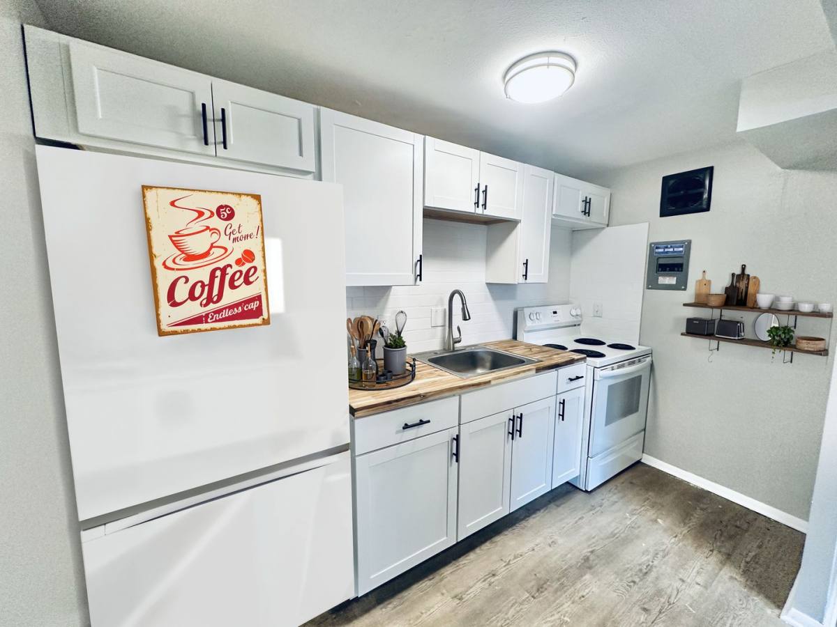 Apartment for rent at 21480 Sheldon Rd, Brookpark, OH 44142