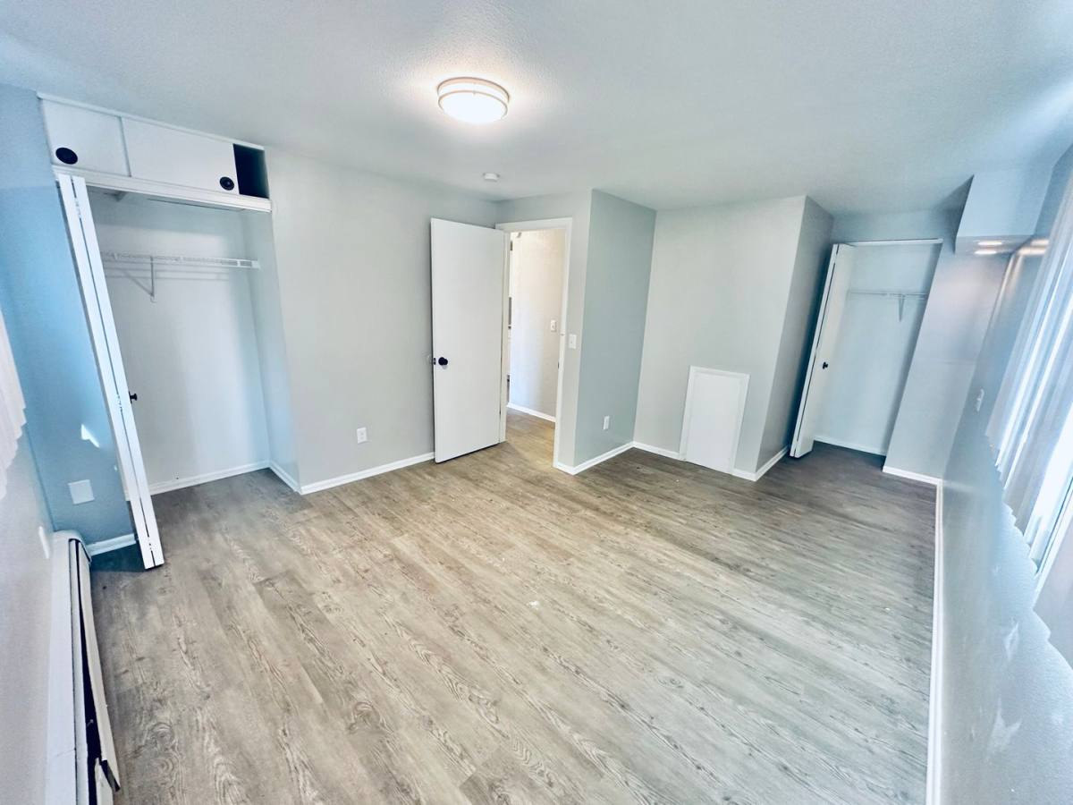 Apartment for rent at 21480 Sheldon Rd, Brookpark, OH 44142