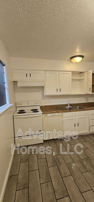 Apartment for rent at 711 N 70th St #B, Kansas City, KS 66112