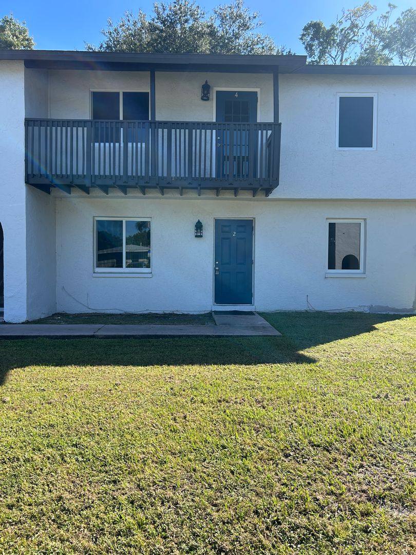 3758 Lora St #4, Fort Myers, FL 33916