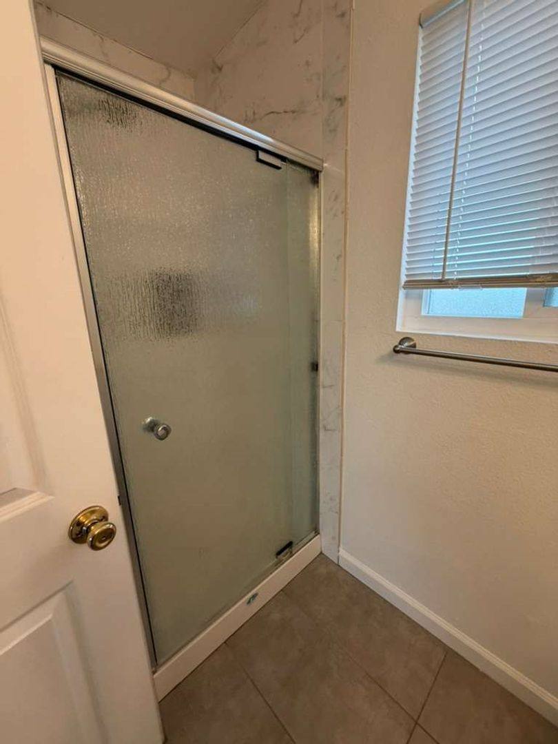 Apartment for rent at 10623 Chestnut, Los Alamitos, CA 90720
