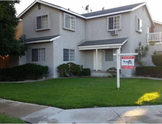 Apartment for rent at 10623 Chestnut, Los Alamitos, CA 90720