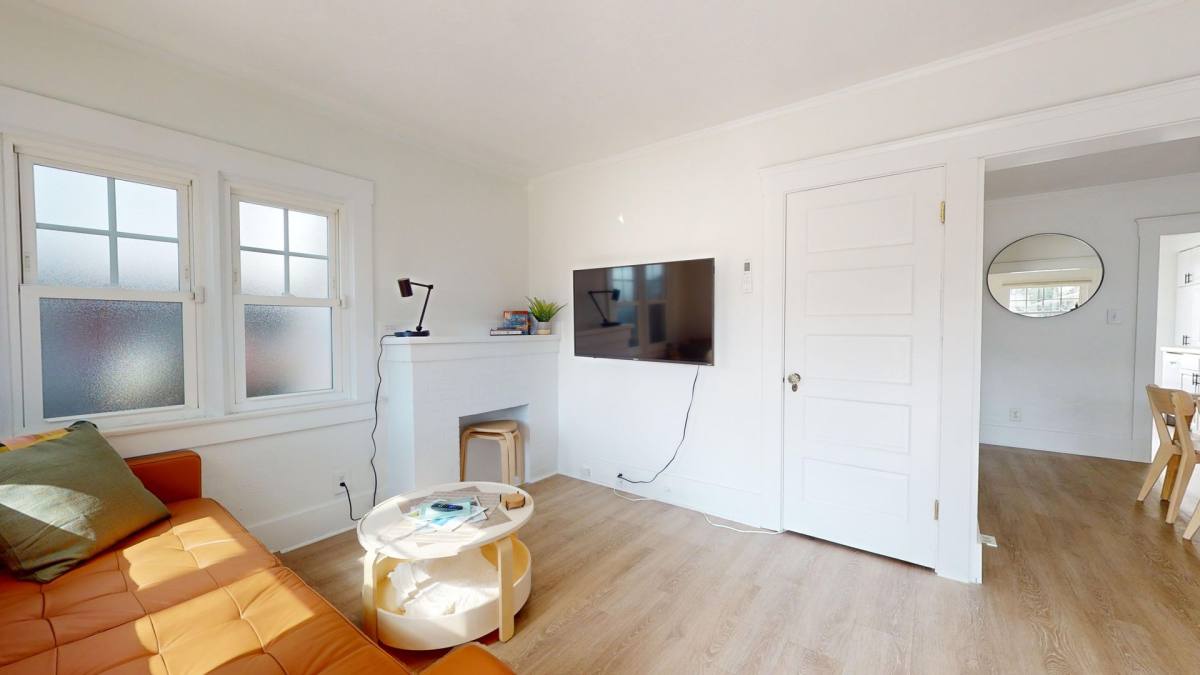 Apartment for rent at 507 7th St, Coronado, CA 92118