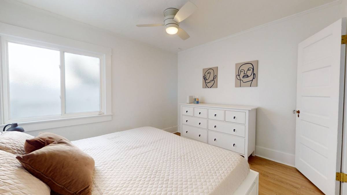 Apartment for rent at 507 7th St, Coronado, CA 92118
