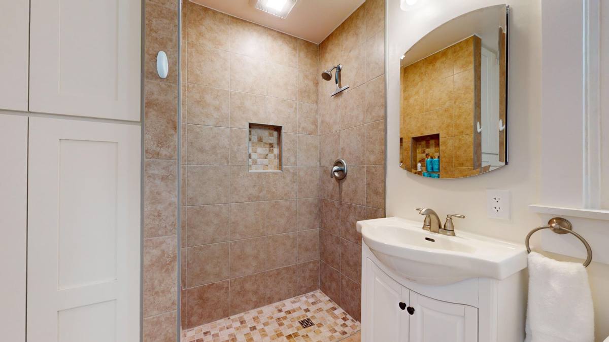 Apartment for rent at 507 7th St, Coronado, CA 92118