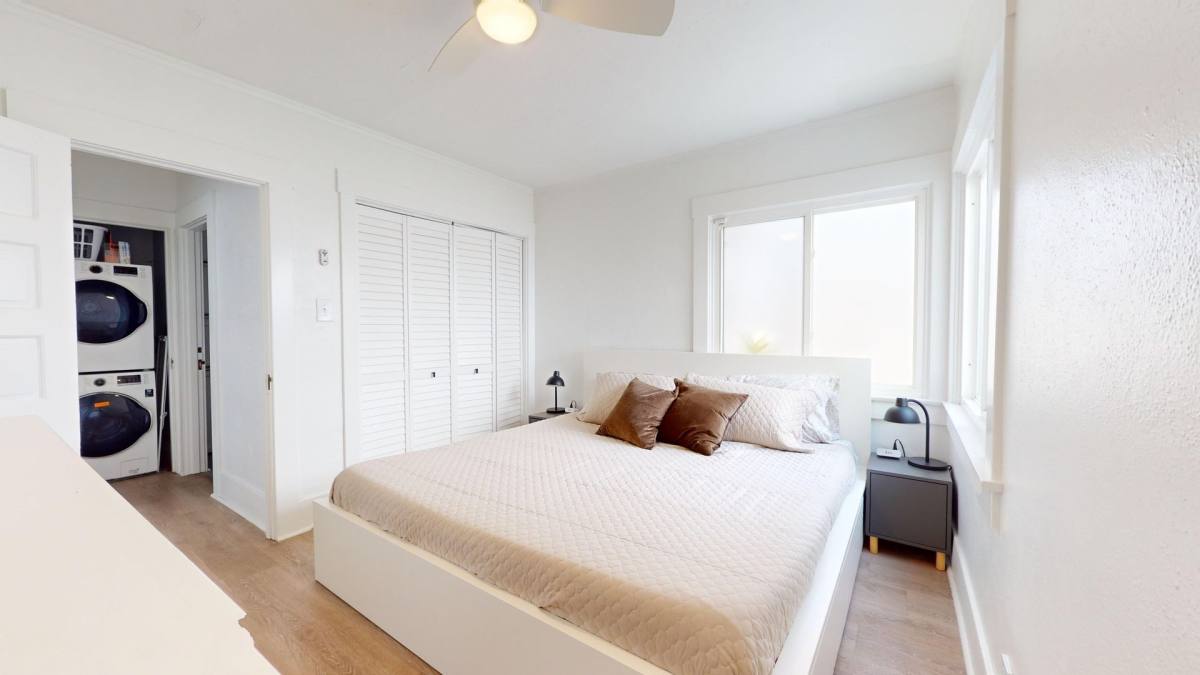 Apartment for rent at 507 7th St, Coronado, CA 92118