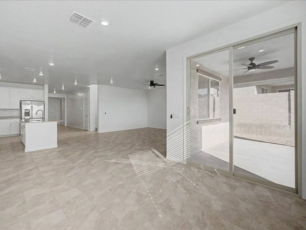 House for rent at 17606 S Ridgerunner Dr, Vail, AZ 85641
