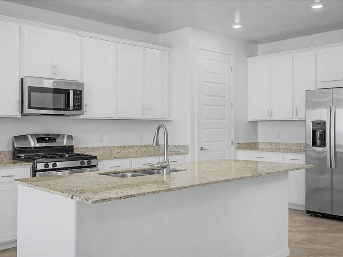 House for rent at 17606 S Ridgerunner Dr, Vail, AZ 85641
