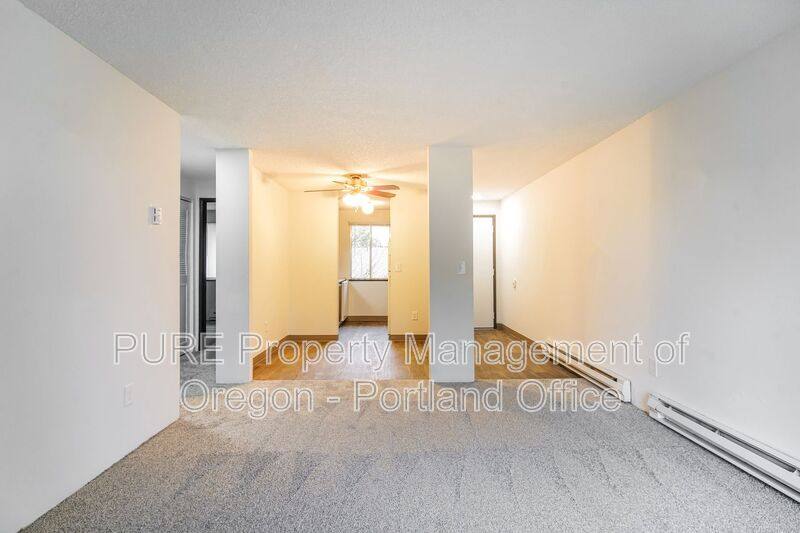 Apartment for rent at 14206 NE Sandy Blvd #L-08, Portland, OR 97230