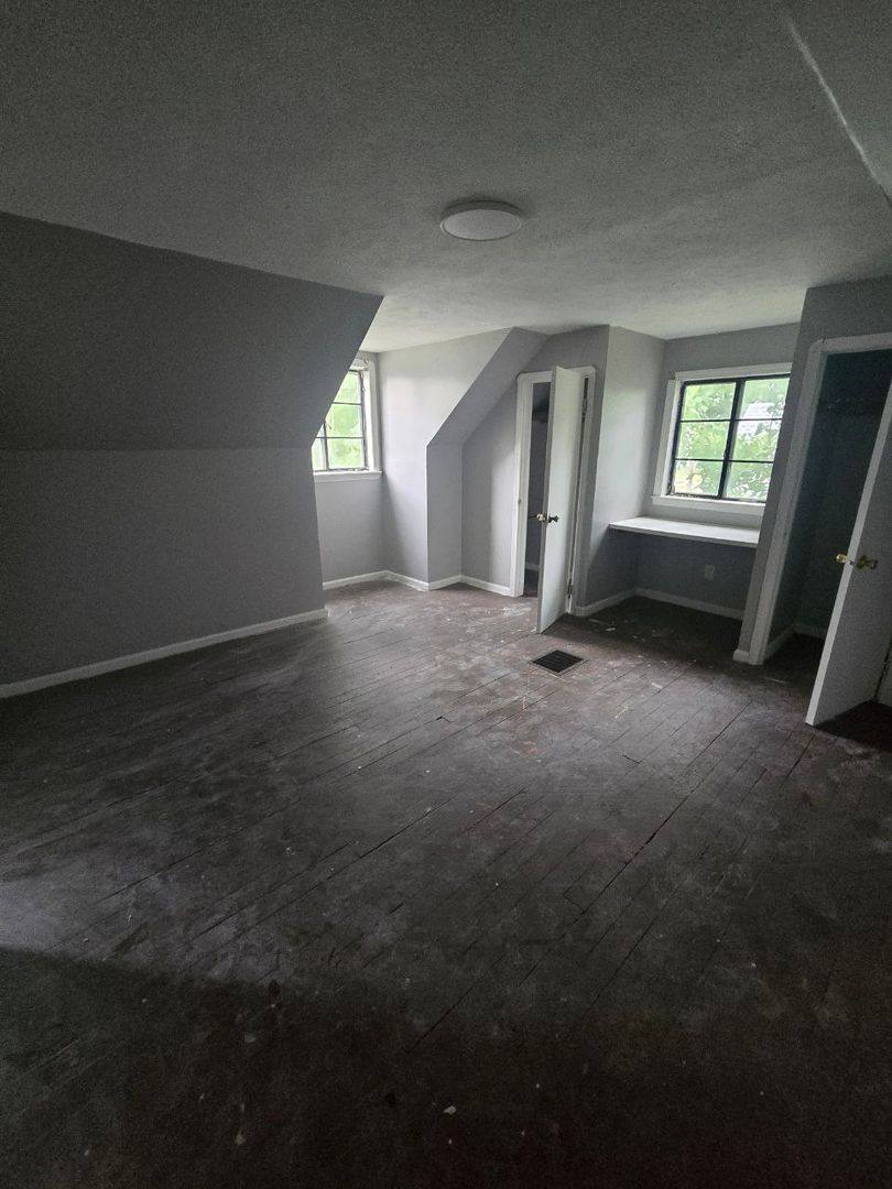 House for rent at 14205 Sylvia Ave, Cleveland, OH 44110