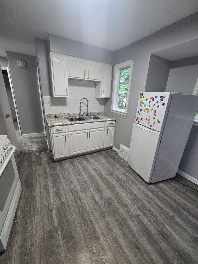 House for rent at 14205 Sylvia Ave, Cleveland, OH 44110