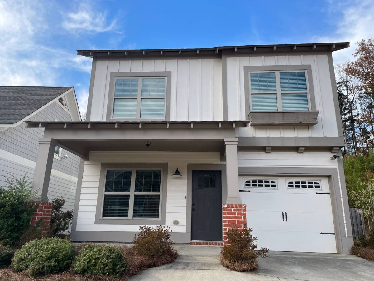 House for rent at 1460 Valley Trace, Birmingham, AL 35210