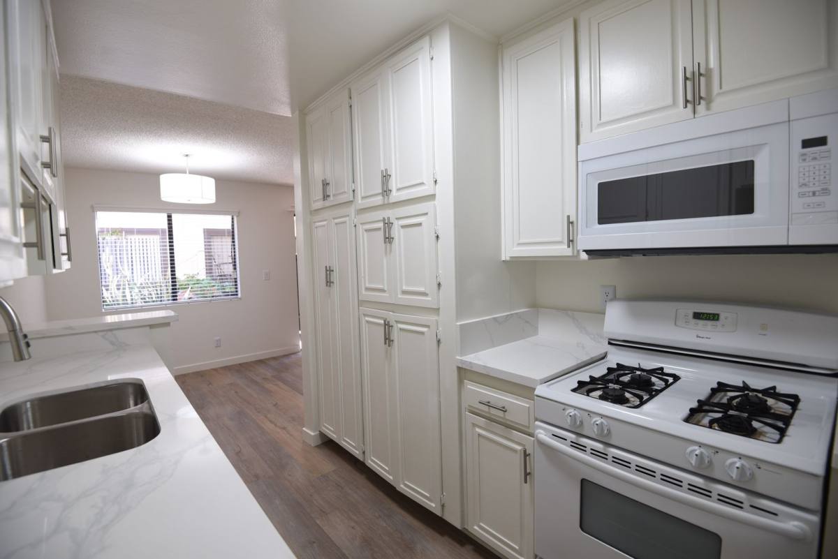 Apartment for rent at 14710 Burbank Blvd, Van Nuys, CA 91411