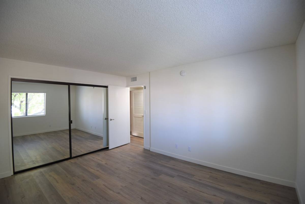 Apartment for rent at 14710 Burbank Blvd, Van Nuys, CA 91411