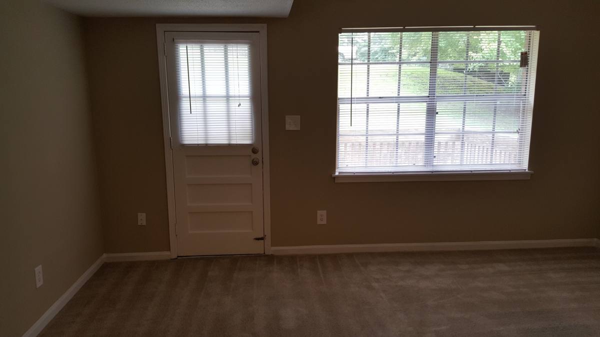 Townhouse for rent at 2274 Chapel Hill Rd, Birmingham, AL 35216