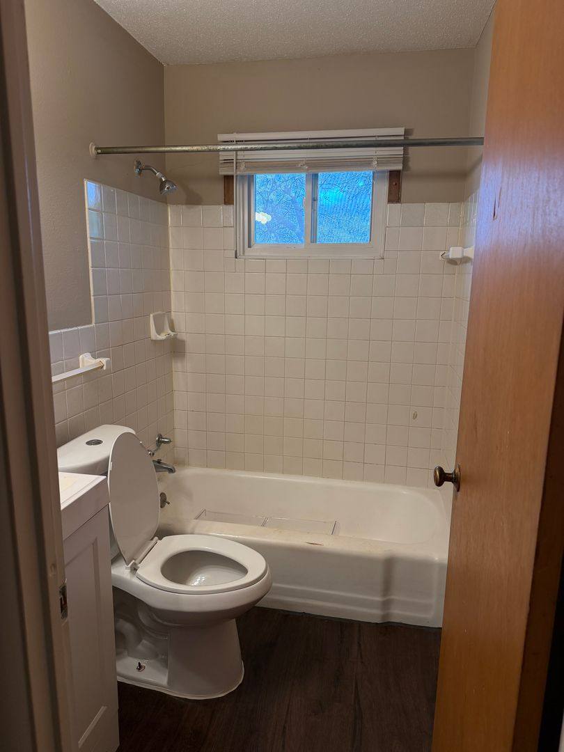 Apartment for rent at 4347 University Ave NE, Minneapolis, MN 55421
