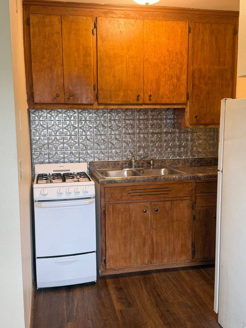 Apartment for rent at 4347 University Ave NE, Minneapolis, MN 55421