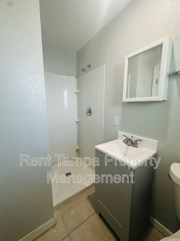 Apartment for rent at 680 22nd Ave S #11, Saint Petersburg, FL 33705