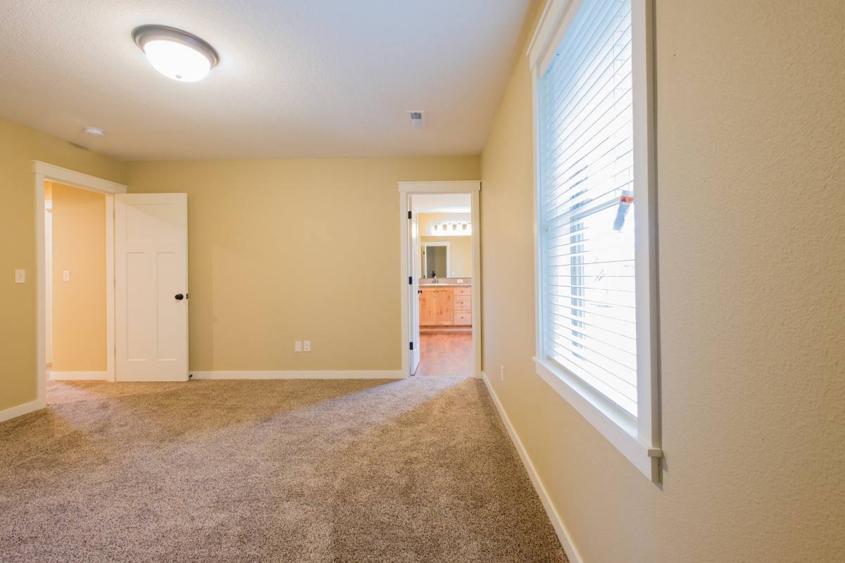 House for rent at 188 NE American Dr, McMinnville, OR 97128