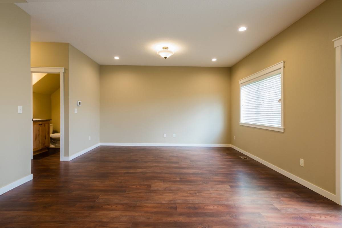 House for rent at 188 NE American Dr, McMinnville, OR 97128