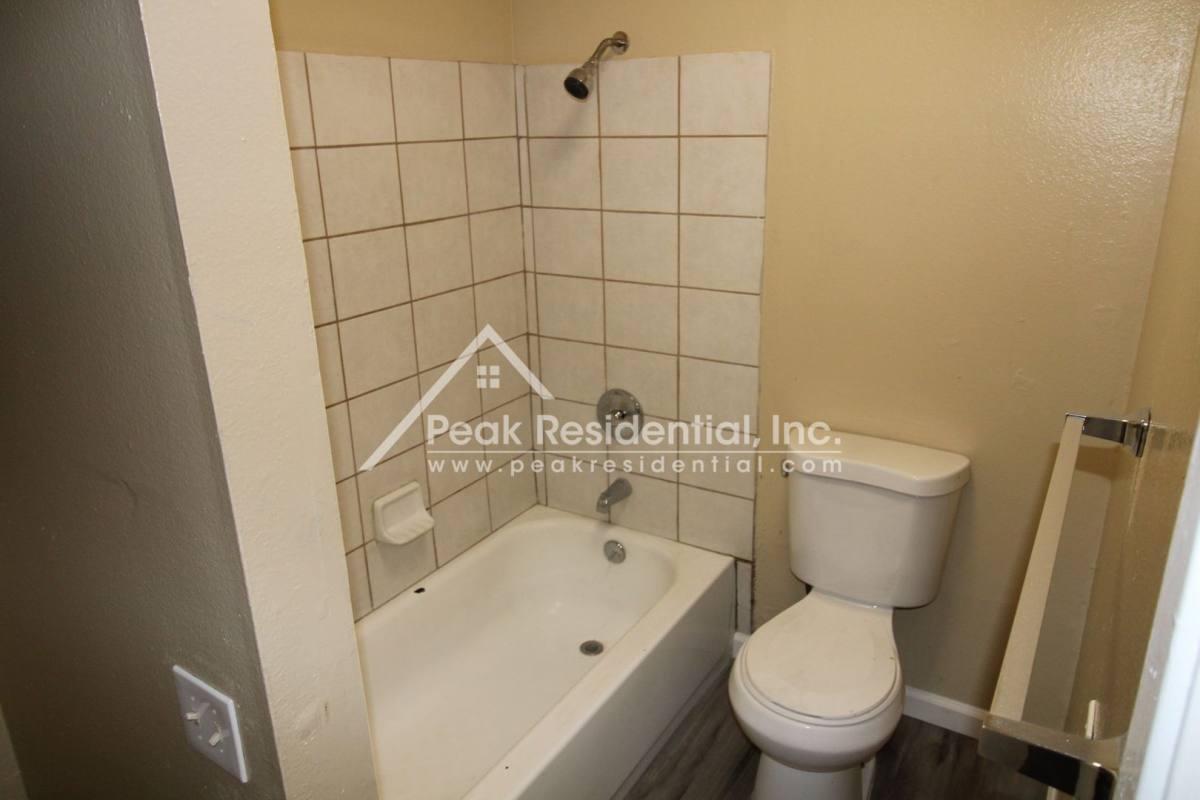 Apartment for rent at 2625 Del Paso Blvd, Sacramento, CA 95815