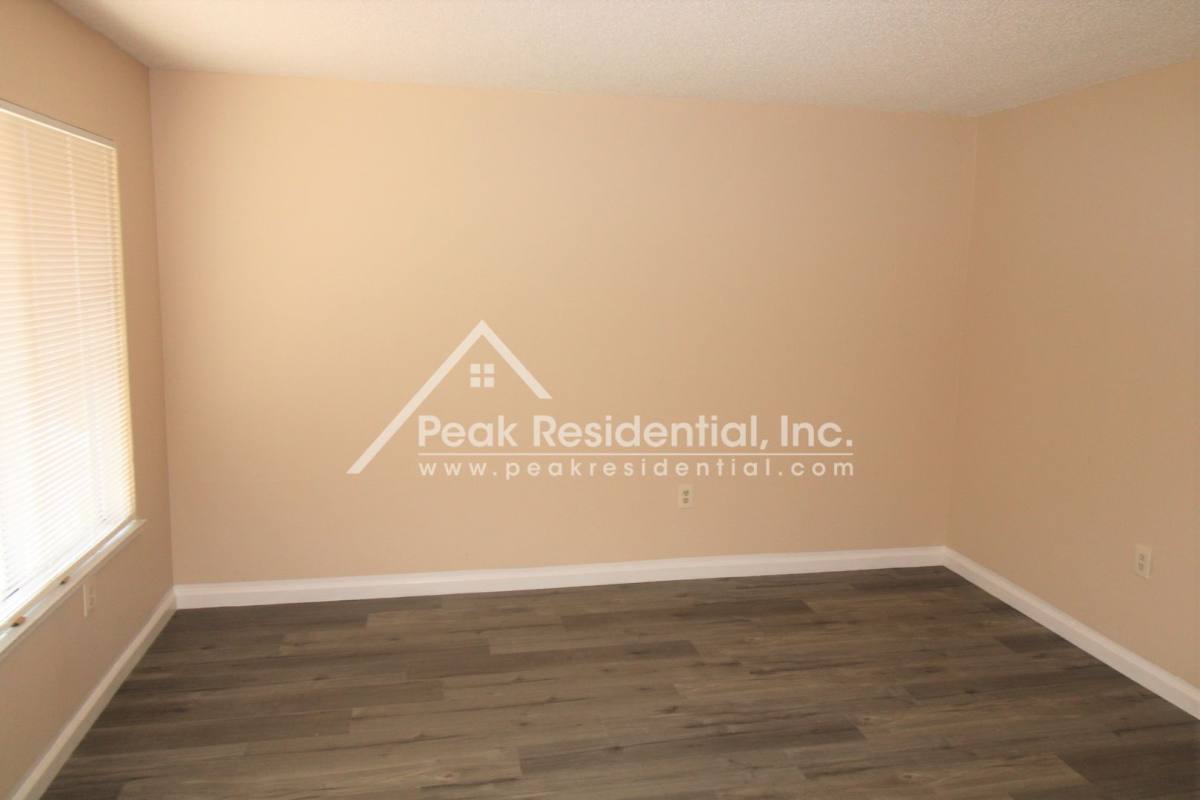 Apartment for rent at 2625 Del Paso Blvd, Sacramento, CA 95815