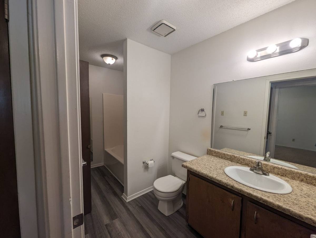 Apartment for rent at 1520 E Boswell St #9, Batesville, AR 72501