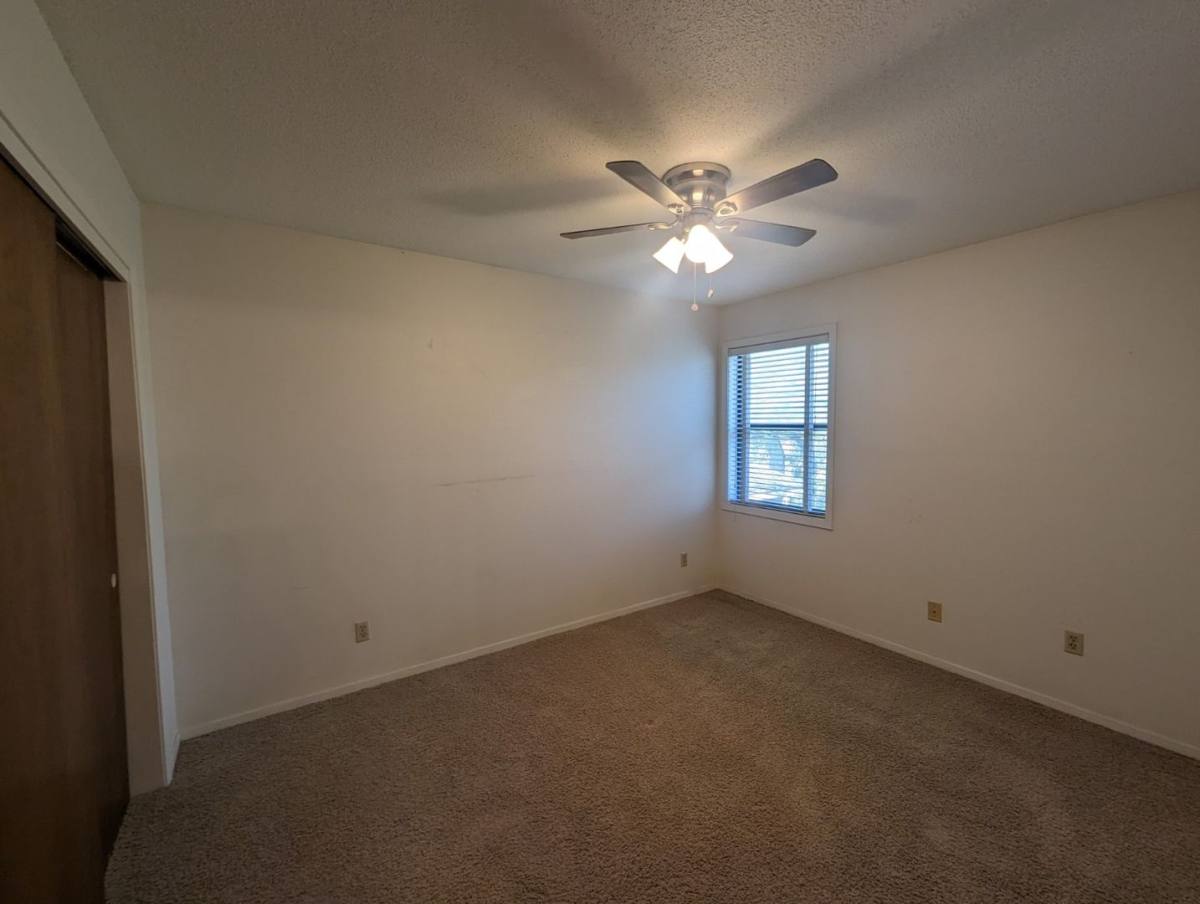 Apartment for rent at 1520 E Boswell St #9, Batesville, AR 72501