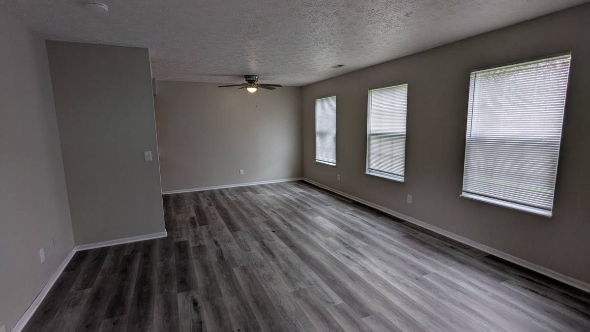 Apartment for rent at 871 Kerns Dr NE, Bolivar, OH 44612