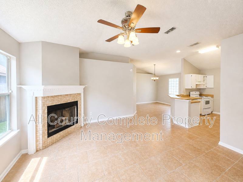 House for rent at 1281 Independence Dr, Orange Park, FL 32065