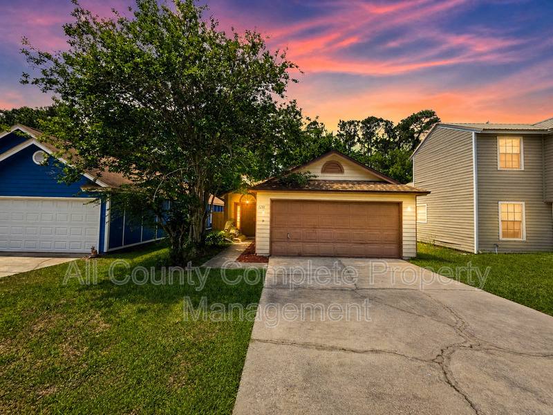House for rent at 1281 Independence Dr, Orange Park, FL 32065
