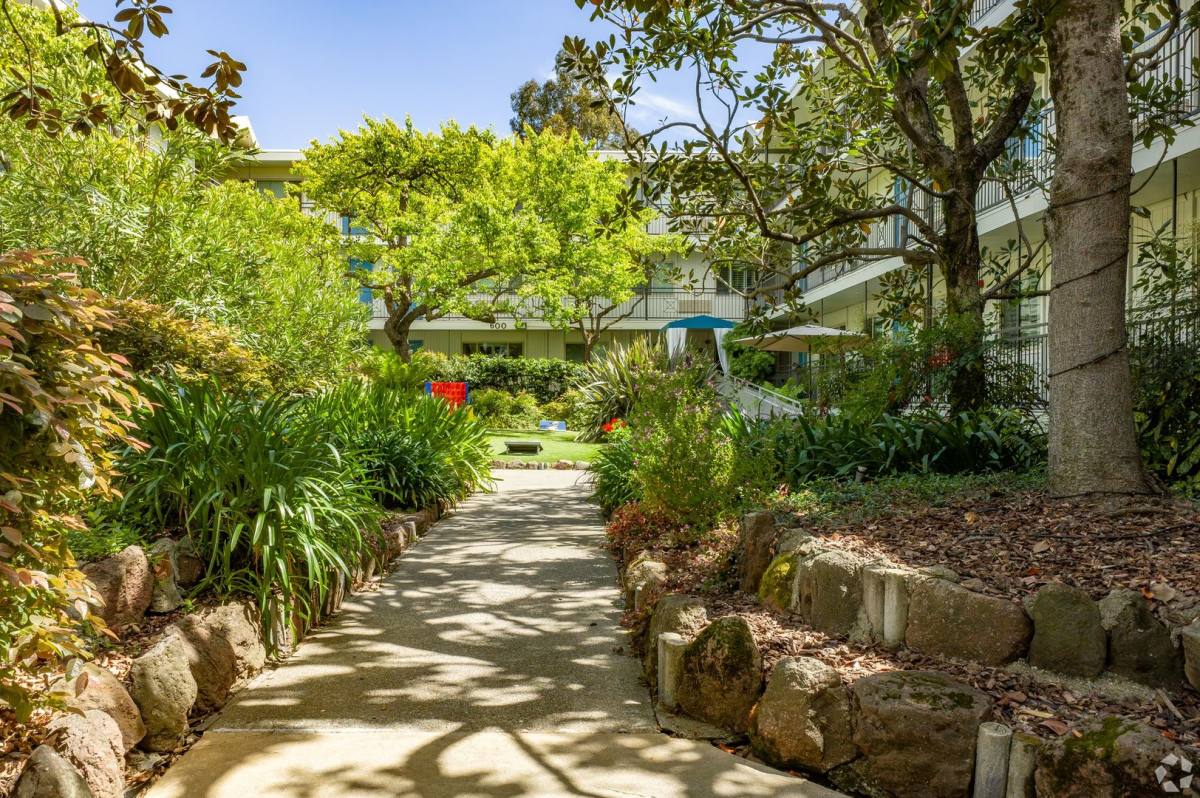 Apartment for rent at 45 Tamal Vista #634, Corte Madera, CA 94925
