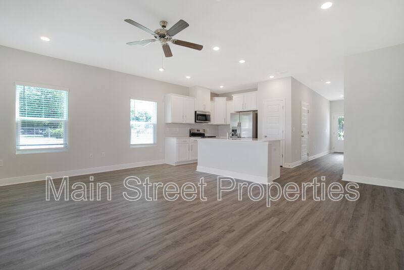 Townhouse for rent at 7104 Cedar Grove Way, Pensacola, FL 32504