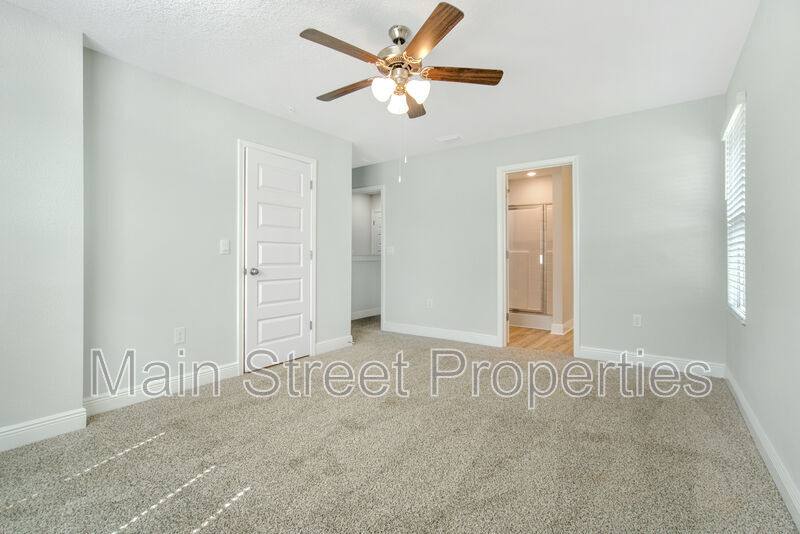 Townhouse for rent at 7104 Cedar Grove Way, Pensacola, FL 32504