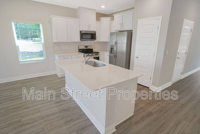 Townhouse for rent at 7104 Cedar Grove Way, Pensacola, FL 32504