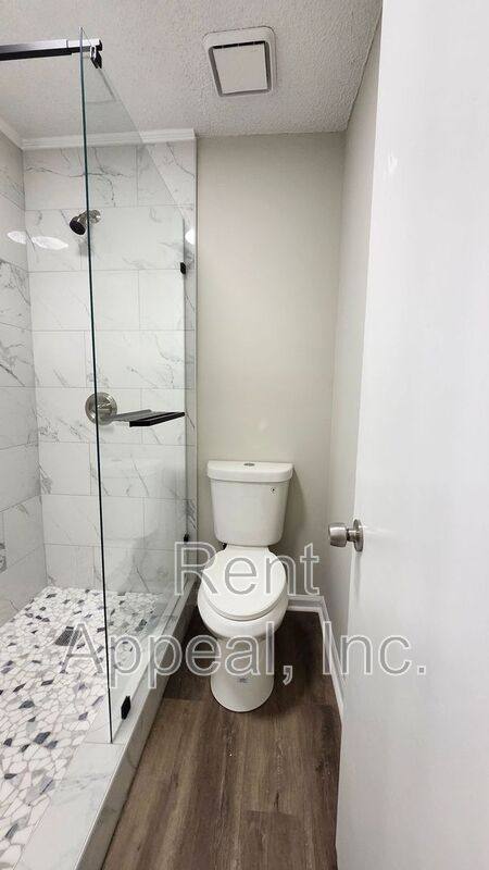 House for rent at 7847 Sugarland Dr, Jonesboro, GA 30236