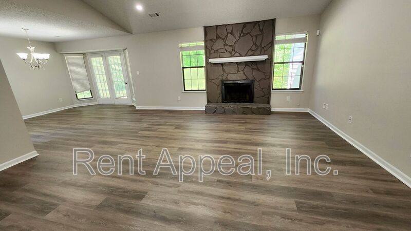 House for rent at 7847 Sugarland Dr, Jonesboro, GA 30236