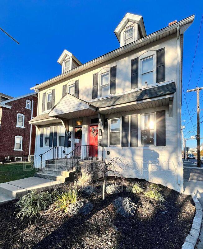Apartment for rent at 235 E Main St #2F, Lansdale, PA 19446