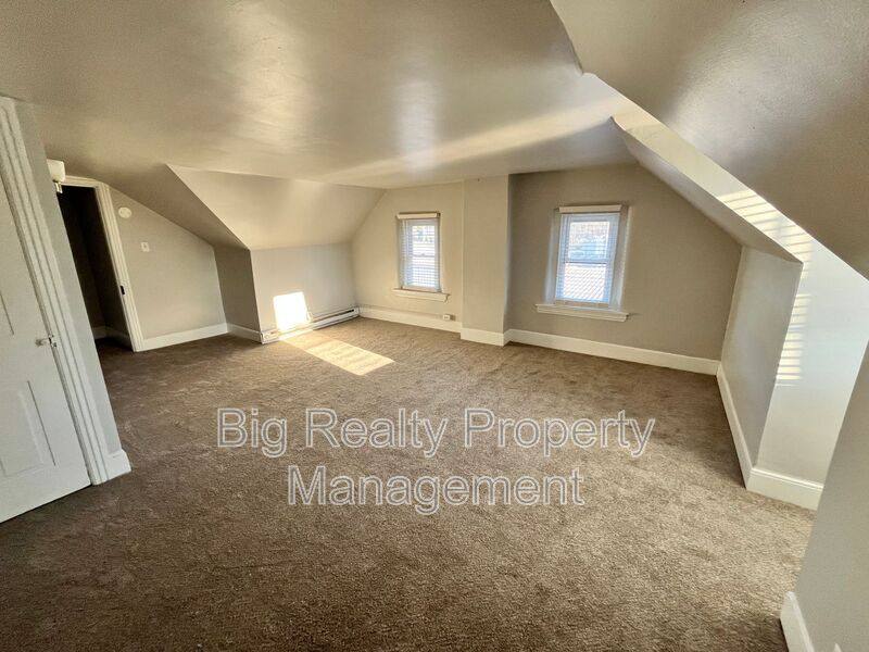Apartment for rent at 235 E Main St #2F, Lansdale, PA 19446