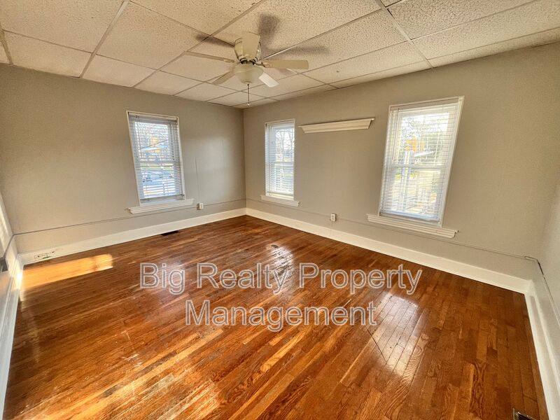 Apartment for rent at 235 E Main St #2F, Lansdale, PA 19446