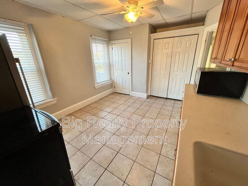 Apartment for rent at 235 E Main St #2F, Lansdale, PA 19446